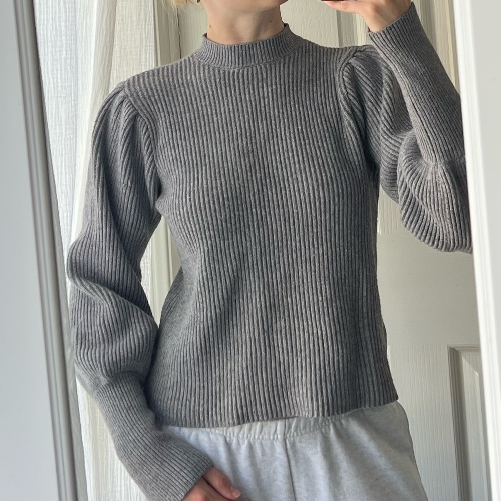 Bershka Ribbed Puff-Sleeve Mock Neck Sweater - Gray